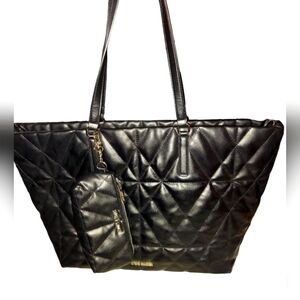 Steve Madden Large 2 piece quilted tote bag